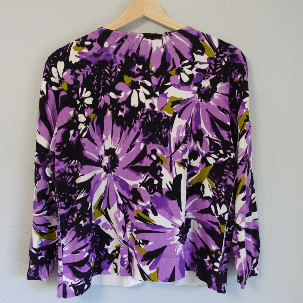 Womens Purple Floral Embellished Knit Cardigan Sweater Med Gemstone Resort NWOT - Picture 3 of 9